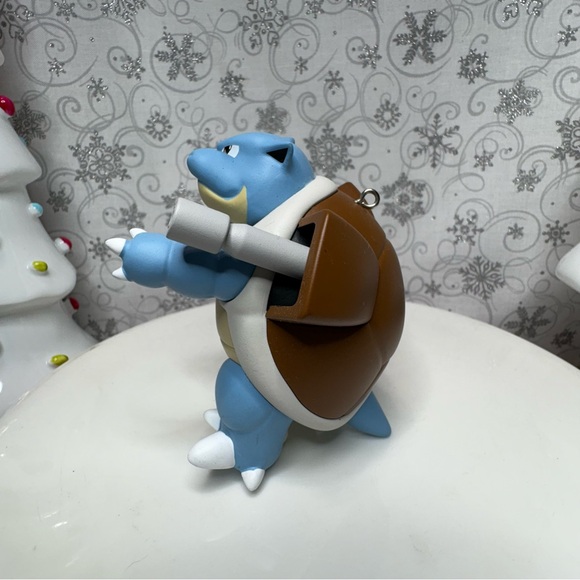 2024 Christmas Hallmark Pokemon Blastoise w/ Water Cannons Tree Ornament - Picture 10 of 12